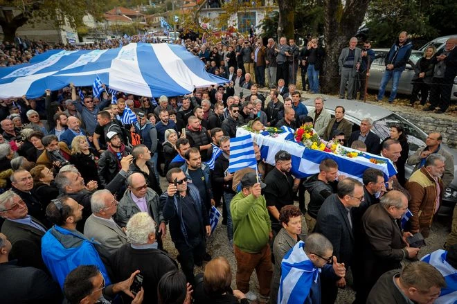 Οι Αλβανοί προσήγαγαν τον γαμπρό του Κατσίφα και τον Μπάμπη Καραθάνο – Μυρίζουν «μπαρούτι» οι Βουλιαράτες